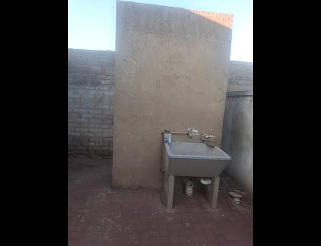 3 BEDROOM HOUSE FOR SALE IN MAYFIELD PARK